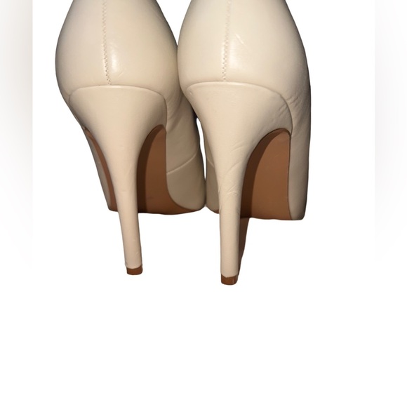 JUST FAB Gisselle Classic Pump Off- White Heels- Size 7 - Picture 7 of 8